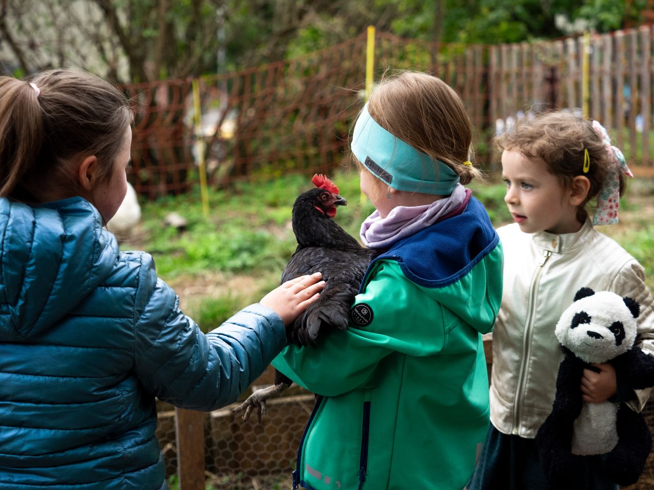 Kinder beim ausserschulischen Lernen